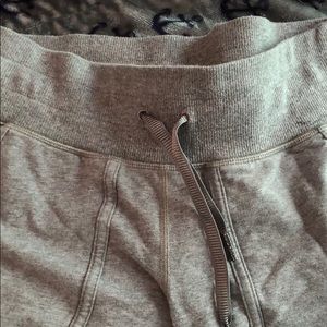 Lulu joggers